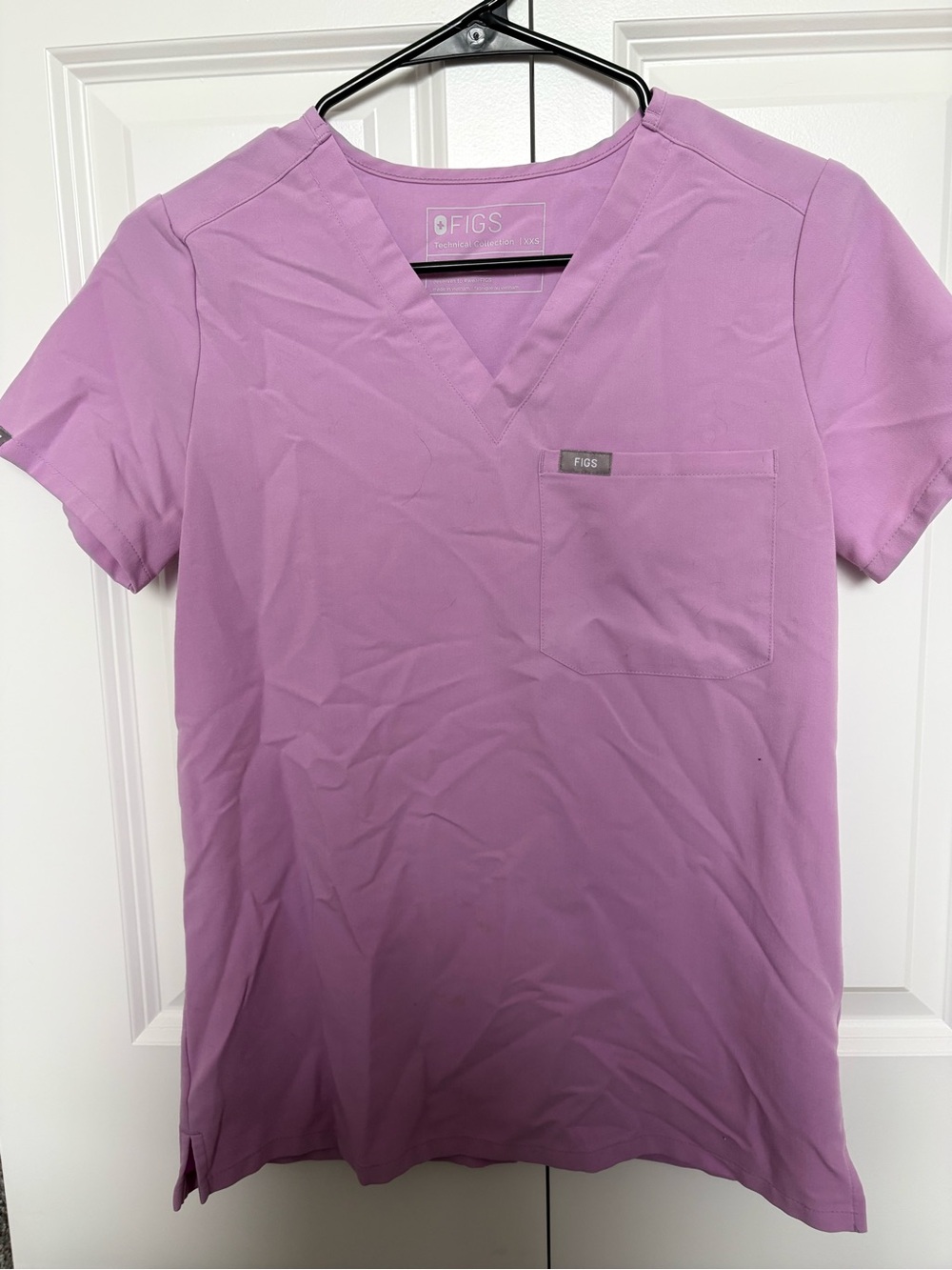 FIGS Catarina Scrub Top - Dusk pink